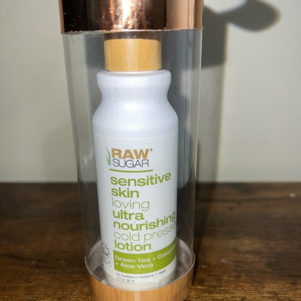 Raw Sugar Green Tea + Cucumber + Aloe Vera Body Lotion